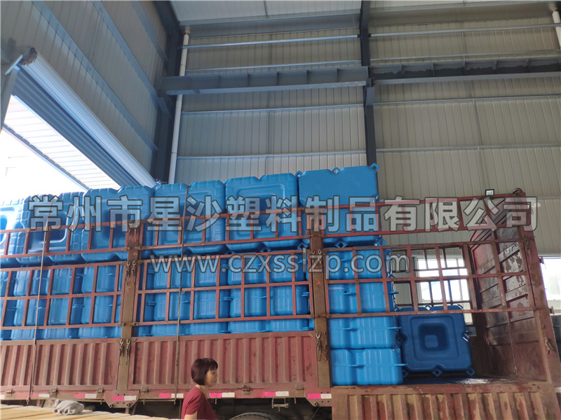 河南洛陽加強型大浮筒發(fā)貨-常州市星沙塑料制品有限公司9