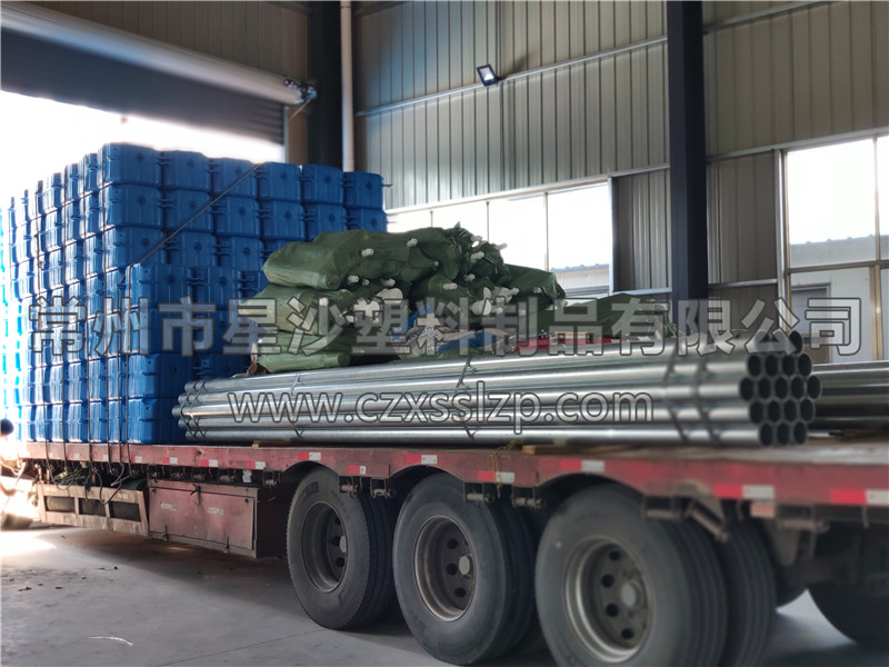 常州市星沙塑料制品有限公司-安徽亳州1M*1M*0.4M大浮筒發(fā)貨15