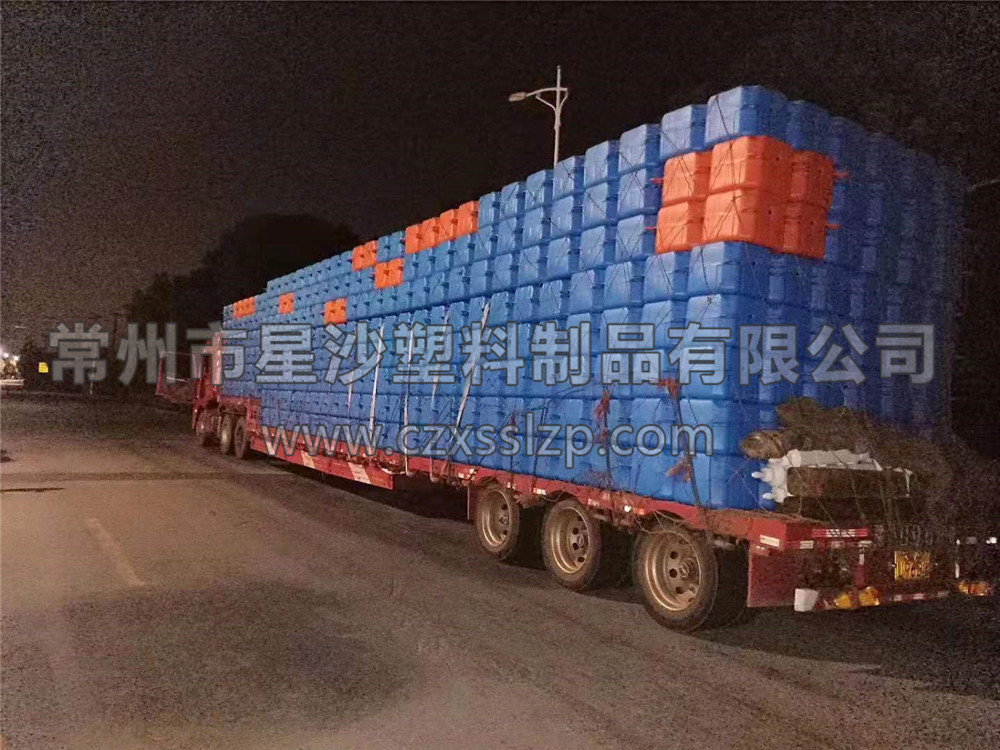 河南安陽浮筒發(fā)貨4
