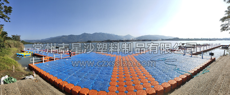 常州市星沙塑料制品有限公司客戶案例-云南西雙版納某浮橋碼頭1