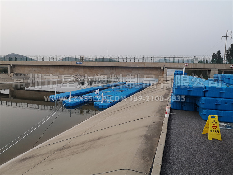 南水北調(diào)浮橋工程9